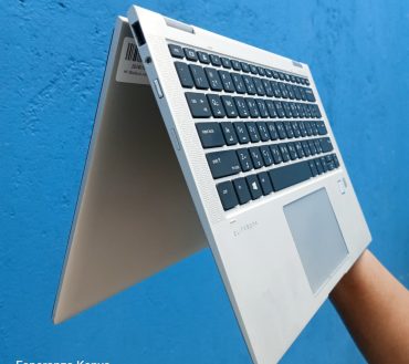 ️Hp EliteBook 1030G3/8th gen/Intel Core i5/8GB ram/256gb ssd/Touch screen X360