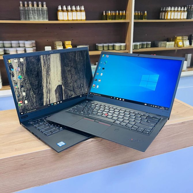 LENOVO X1 CARBON i5 6th 8/256