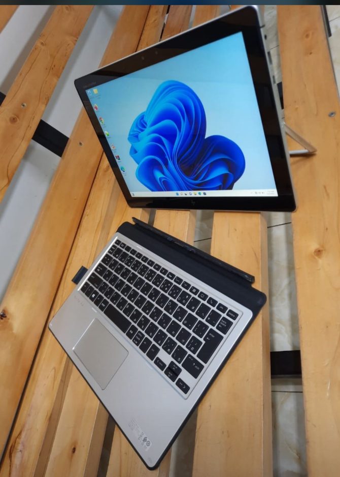 Hp Elitebook x2 612 G2 i7 8/256 Touchscreen with Stylus