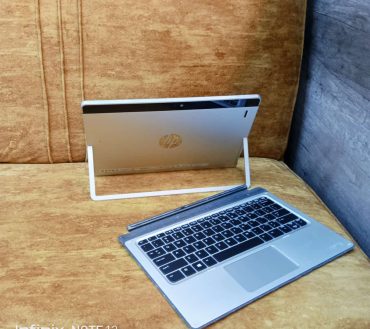 Elite x2 1012 8/256 Touchscreen With out stylus