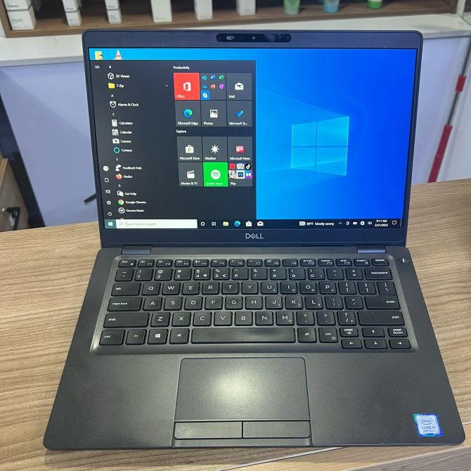 Dell 5300 i5 8th 8/256 Touchscreen