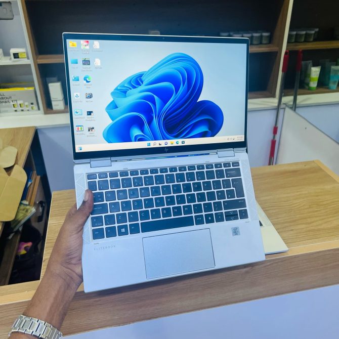 Hp 830 G8 11th 16/512 Non-Touch