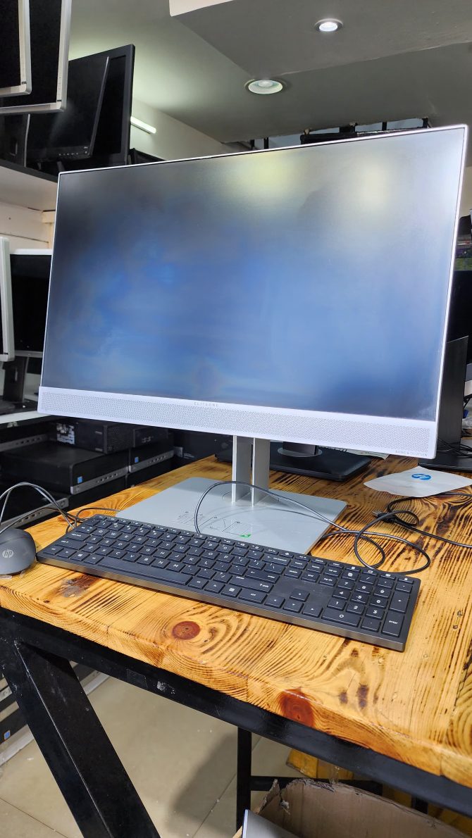 HP All-in-One Desktop