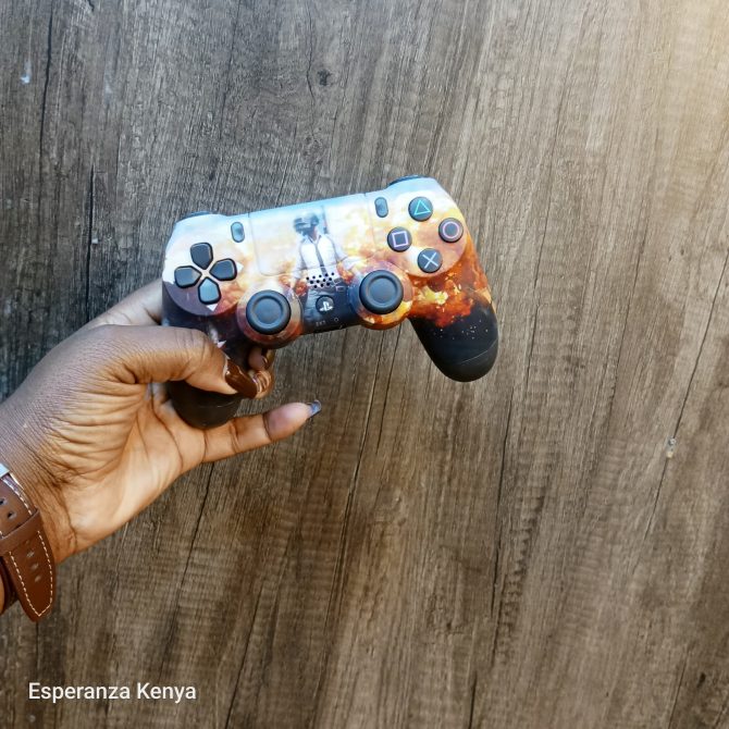 Dual shock 4 wireless controller