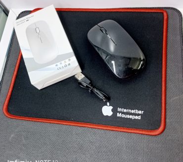 Rechargeable Bluetooth mouse