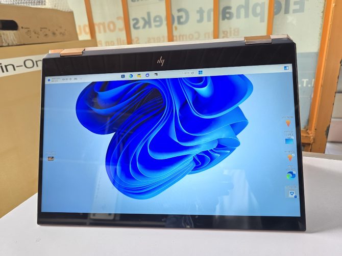 HP Spectre x360 15 – Premium 2-in-1 Convertible Laptop - Image 2